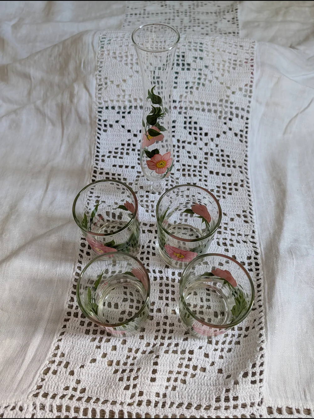 Franciscan Earthenware Juice Glass & Bud Vase Set